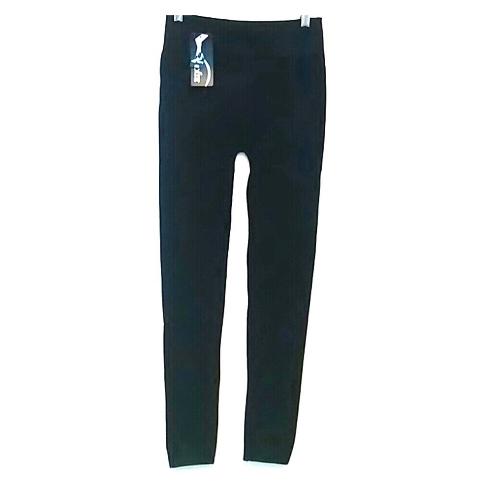 ⭐SOLD⭐New Black Leggings 2 pair for $15.